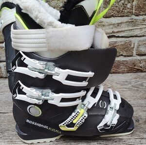 Rossignol Kiara 70 Women's Ski Boots 22-23.5, Size 6-6.5